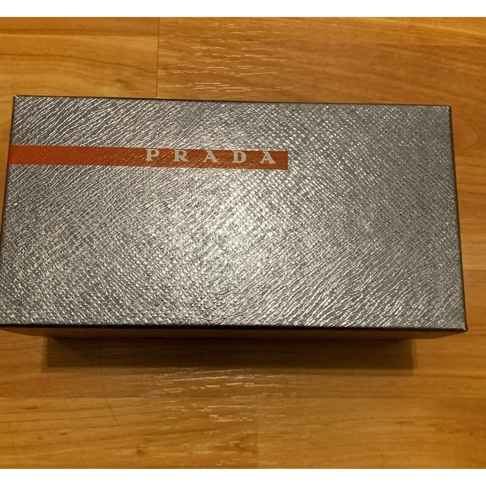 Prada‎ empty sunglasses box